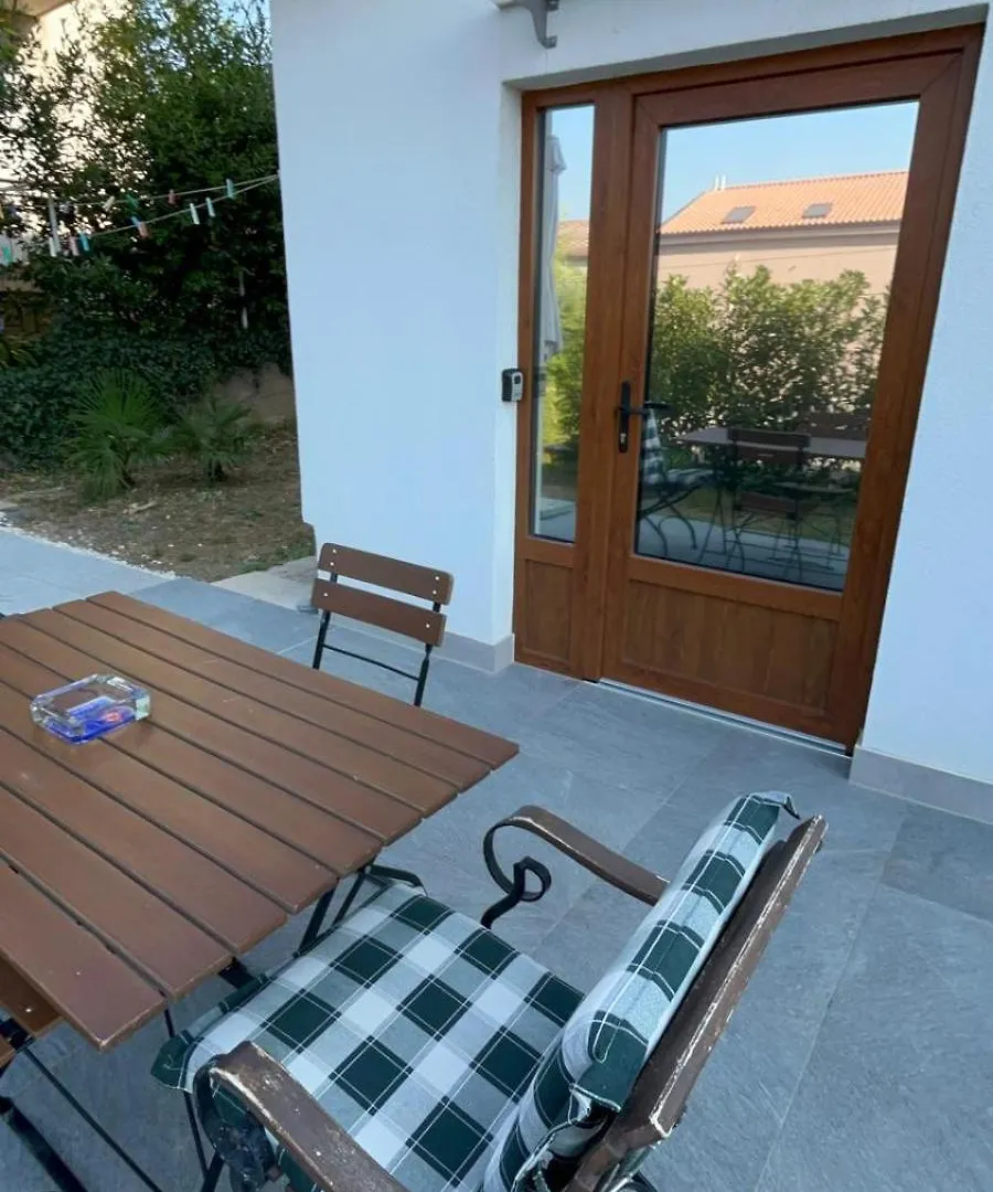 Apartman Ellie Crikvenica 0*,